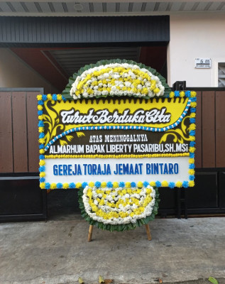 Papan Bunga Duka di Singkil Satu