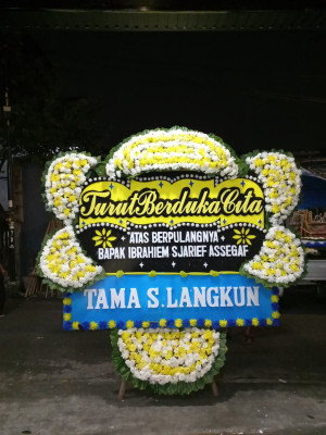 Papan Bunga Duka di Singkil Satu